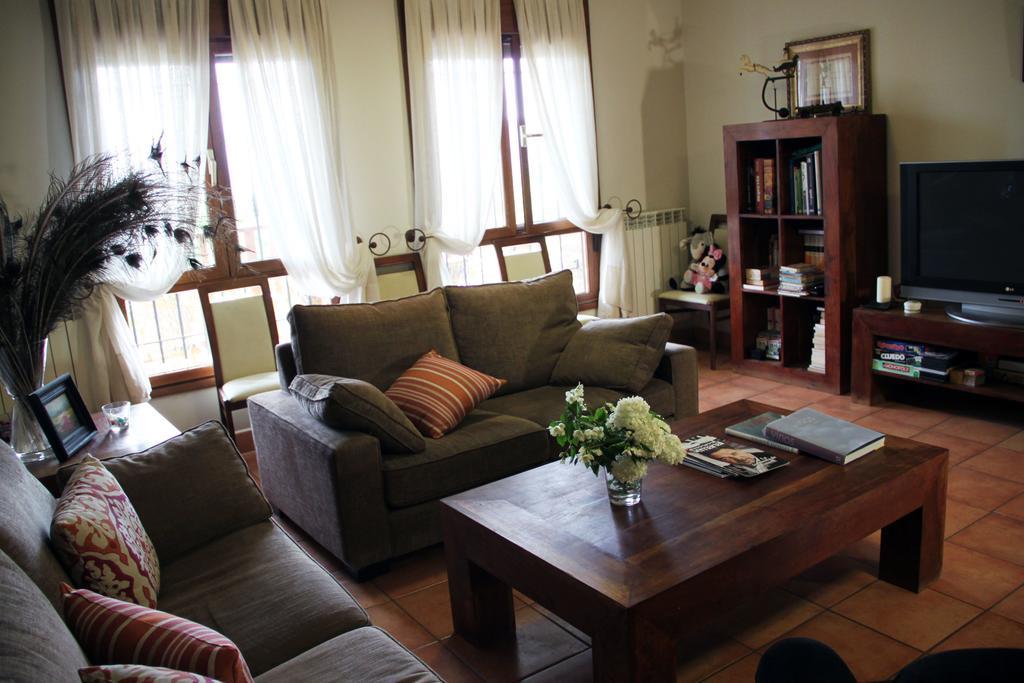 Villa Mencia Corullon Bagian luar foto